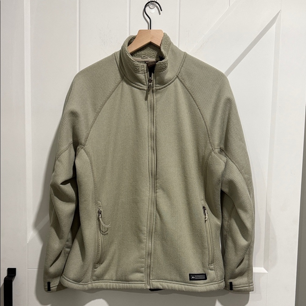 REI Tan Women’s Ribbed Jacket
